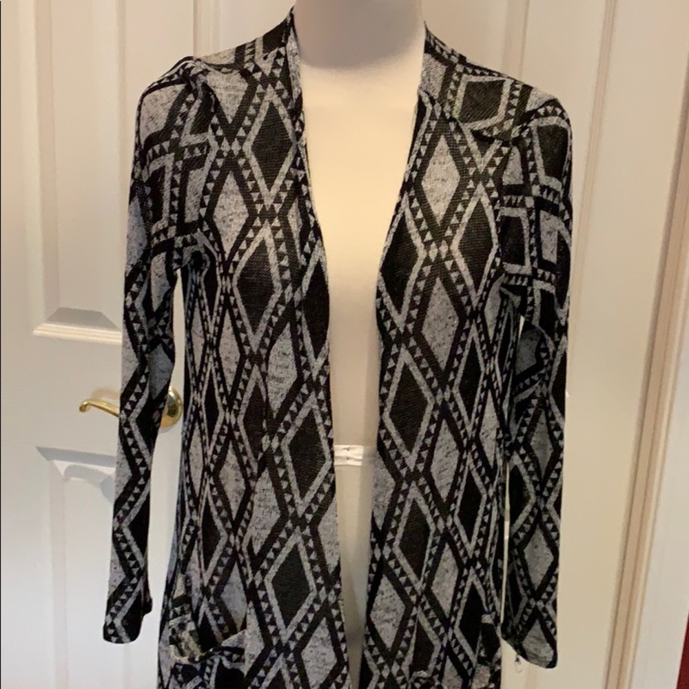 Lularoe Sarah Cardigan - Rare Thin Fabric